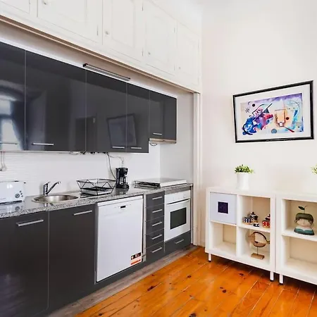 Downtown Nova Baixa Chiado Apartman *